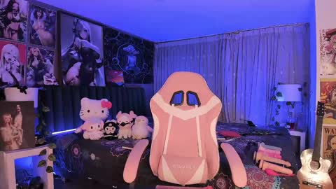 L A N A  online show from 23, 1, 2025