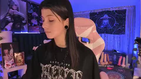 L A N A  online show from 4, 3, 2025