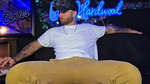 Snapshot of lancehardwood222 chatting on 22, 11, 2025 LANCE online show from 22, 11, 2025