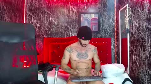 Snapshot of lancelot_benwick chatting on 9, 2, 2025 Lancelot Benwick online show from 9, 2, 2025