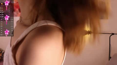 Snapshot of land_of_sweets chatting on 2, 4, 2026 land_of_sweets online show from 2, 4, 2026