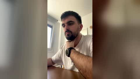 lander920612 online show from 18, 3, 2026