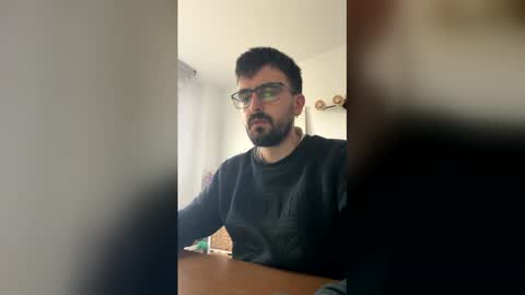 lander920612 online show from 25, 3, 2026