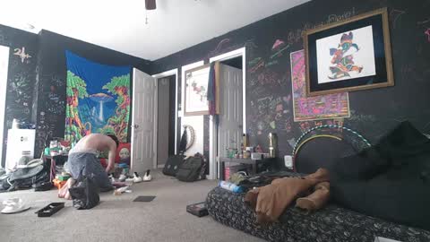 LankyOne online show from 4, 2, 2025