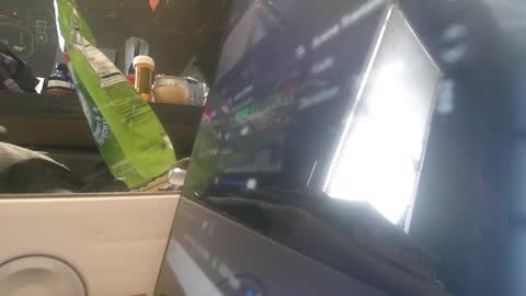 LankyOne online show from 18, 2, 2025