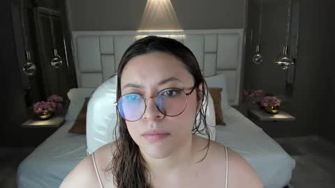 Lanna online show from 28, 12, 2024