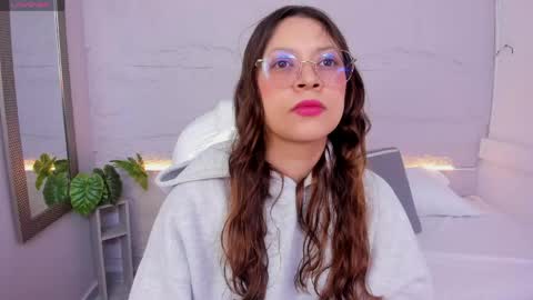 Lanna online show from 13, 5, 2026