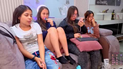 lanna_as online show from 5, 3, 2026