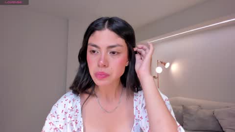 Lanna Carter  online show from 9, 2, 2025
