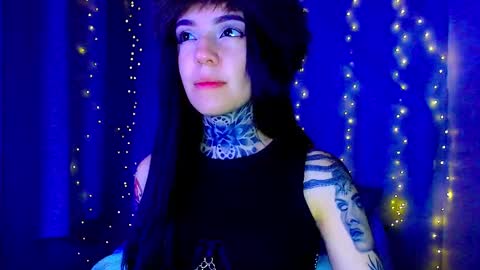 LANNIE   online show from 7, 1, 2026