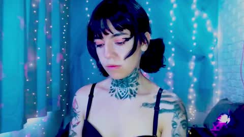 Snapshot of lannie_gonzales chatting on 10, 3, 2026 LANNIE online show from 10, 3, 2026