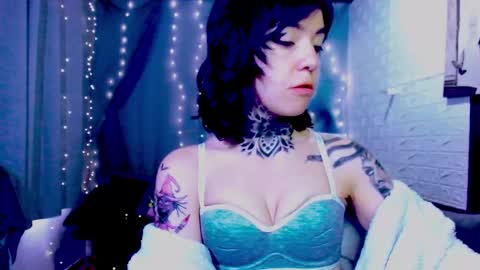 Snapshot of lannie_gonzales chatting on 19, 3, 2026 LANNIE online show from 19, 3, 2026