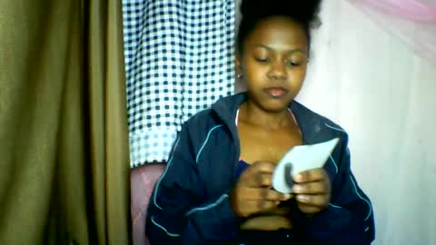 Snapshot of lara_belle chatting on 15, 6, 2026 lara_belle online show from 15, 6, 2026