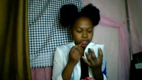 Snapshot of lara_belle chatting on 4, 7, 2026 lara_belle online show from 4, 7, 2026
