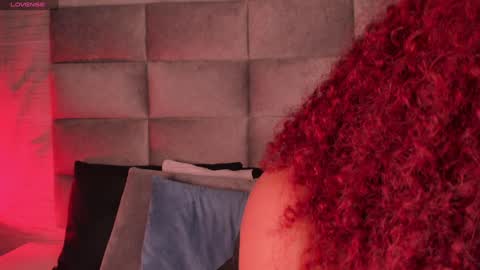 Lara  online show from 6, 2, 2025