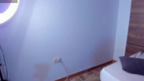 Snapshot of lara_petit chatting on 11, 7, 2026 Lara Petit online show from 11, 7, 2026