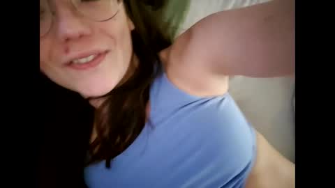 Snapshot of laraa333 chatting on 13, 2, 2025 Little online show from 13, 2, 2025