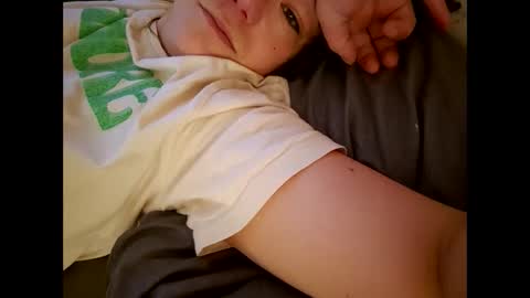 Snapshot of laraa333 chatting on 19, 2, 2025 Little online show from 19, 2, 2025