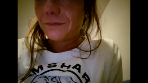 Snapshot of laraa333 chatting on 13, 11, 2025 Little online show from 13, 11, 2025