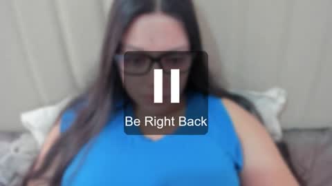 Snapshot of laracamille chatting on 4, 2, 2025 lara online show from 4, 2, 2025