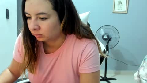 Lara online show from 10, 7, 2026