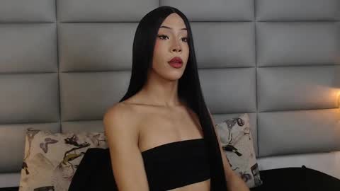 lara online show from 28, 2, 2025