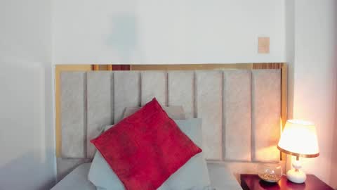 Snapshot of laragoldd chatting on 30, 9, 2025  Lara Gold  online show from 30, 9, 2025