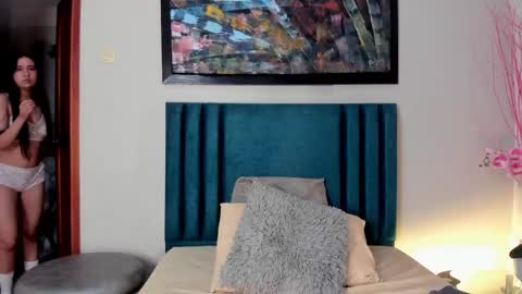 Snapshot of laragoldd chatting on 25, 10, 2025  Lara Gold  online show from 25, 10, 2025