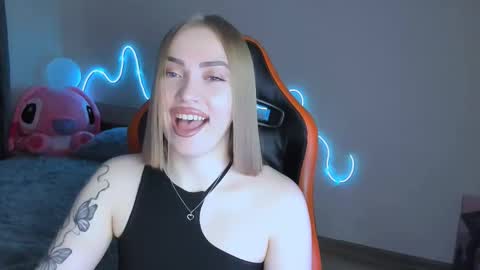 Snapshot of larakrein_lk chatting on 23, 2, 2026 LaraKrein lk online show from 23, 2, 2026