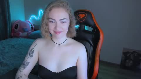 Snapshot of larakrein_lk chatting on 20, 3, 2026 LaraKrein lk online show from 20, 3, 2026