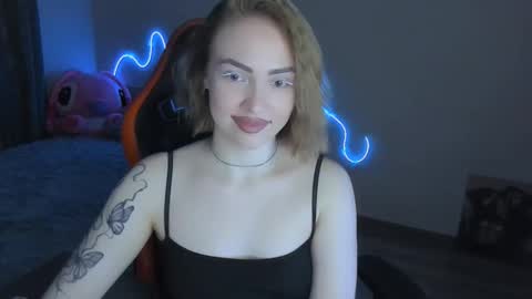 Snapshot of larakrein_lk chatting on 22, 3, 2026 LaraKrein lk online show from 22, 3, 2026