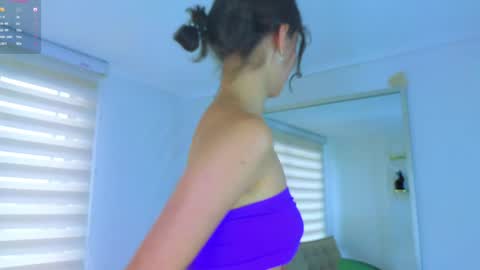 Lara  online show from 9, 12, 2024