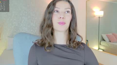 Lara  online show from 12, 5, 2026