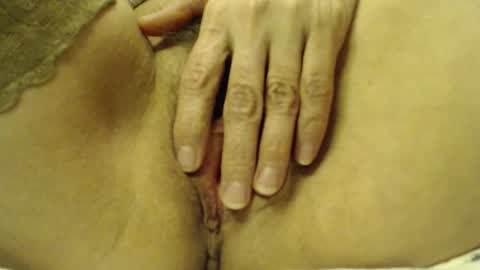 laralhotr online show from 1, 12, 2025