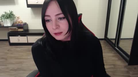 Laralianna online show from 24, 9, 2025