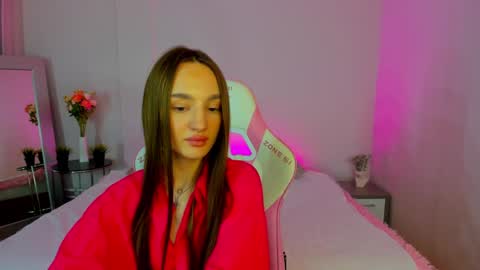 Snapshot of laralourance chatting on 11, 2, 2025 MY NAME IS LILY online show from 11, 2, 2025