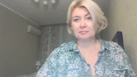 Snapshot of laramrs chatting on 2, 10, 2025 laramrs online show from 2, 10, 2025