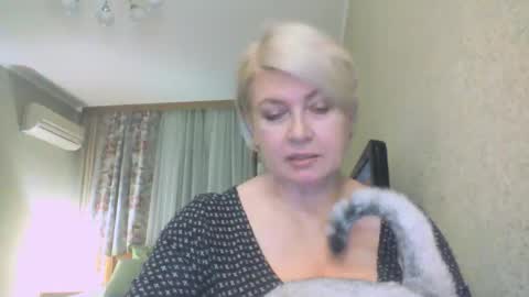 Snapshot of laramrs chatting on 28, 10, 2025 laramrs online show from 28, 10, 2025