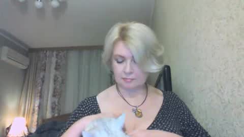 Snapshot of laramrs chatting on 3, 12, 2025 laramrs online show from 3, 12, 2025