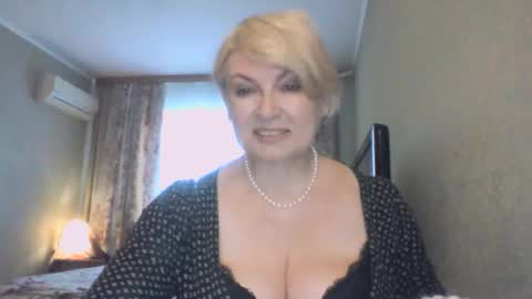 laramrs online show from 13, 4, 2026