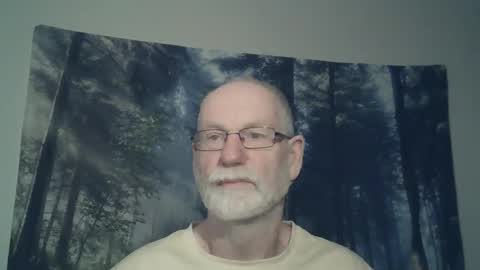 Snapshot of larbie chatting on 14, 12, 2024 Larbie online show from 14, 12, 2024