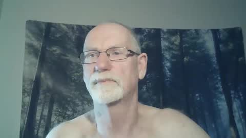 Snapshot of larbie chatting on 15, 12, 2024 Larbie online show from 15, 12, 2024