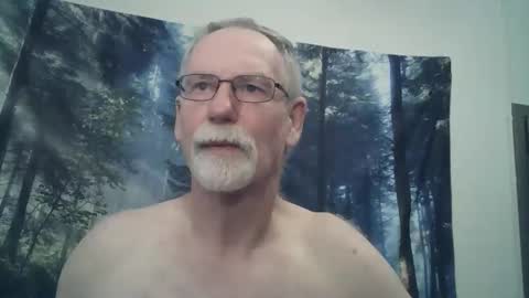 Snapshot of larbie chatting on 14, 2, 2025 Larbie online show from 14, 2, 2025