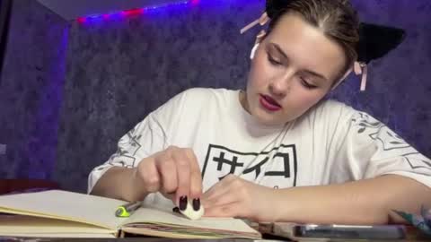 Nessie online show from 24, 4, 2026