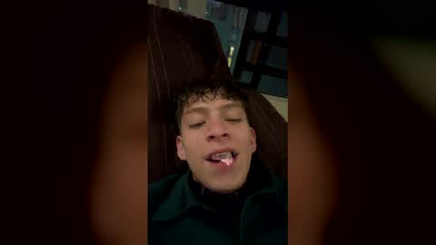 Snapshot of largo33029 chatting on 11, 1, 2026 largo33029 online show from 11, 1, 2026