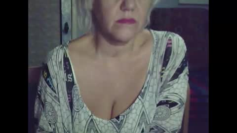 larisaq4ugo24 online show from 7, 2, 2025