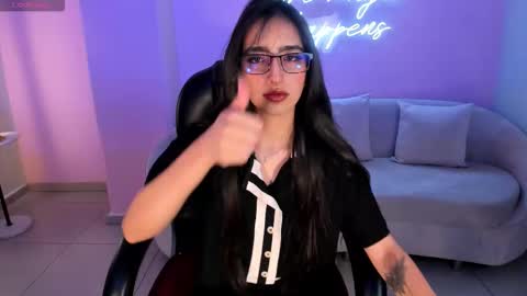 Larisa Smirnov online show from 14, 10, 2025