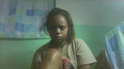 larissa645771 online show from 28, 10, 2025