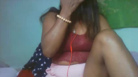 larissa645771 online show from 28, 3, 2026