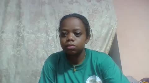 larissa645771 online show from 3, 5, 2026
